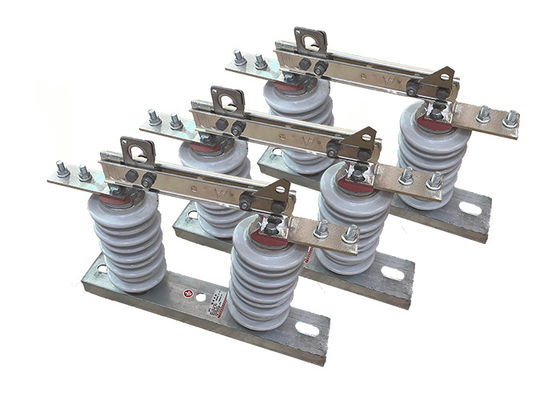 GW9 श्रृंखला आउटडोर डिस्कनेक्टर स्विच 36kV 1000A सबस्टेशन के लिए आसान स्थापना के साथ ओवरहेड लाइन डिस्कनेक्ट स्विच